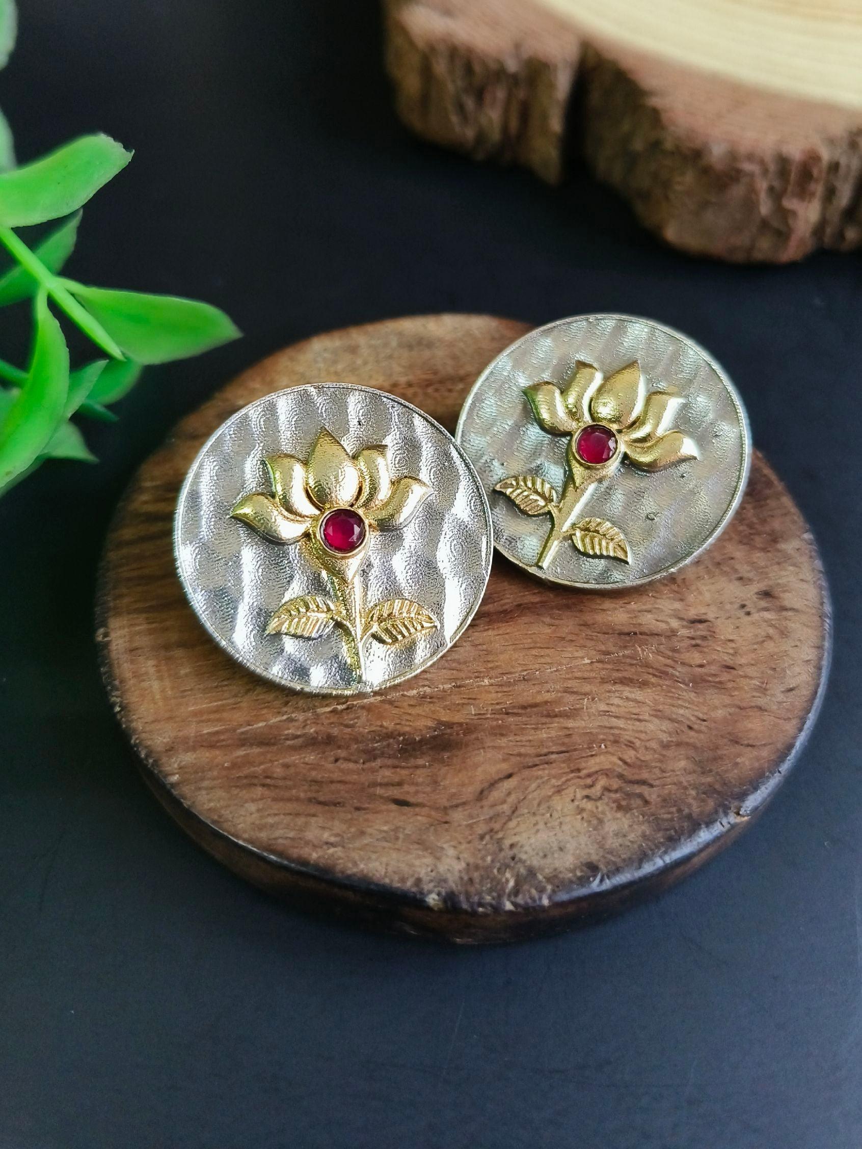 Oxidised Studs