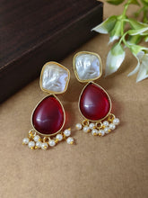 Gold Plated Pearl Earring with Monalisa Stone | Sarichka