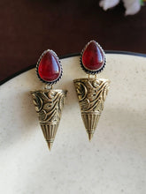 Elegant Dual-Tone Monalisa Dangler Earrings | Sarichka