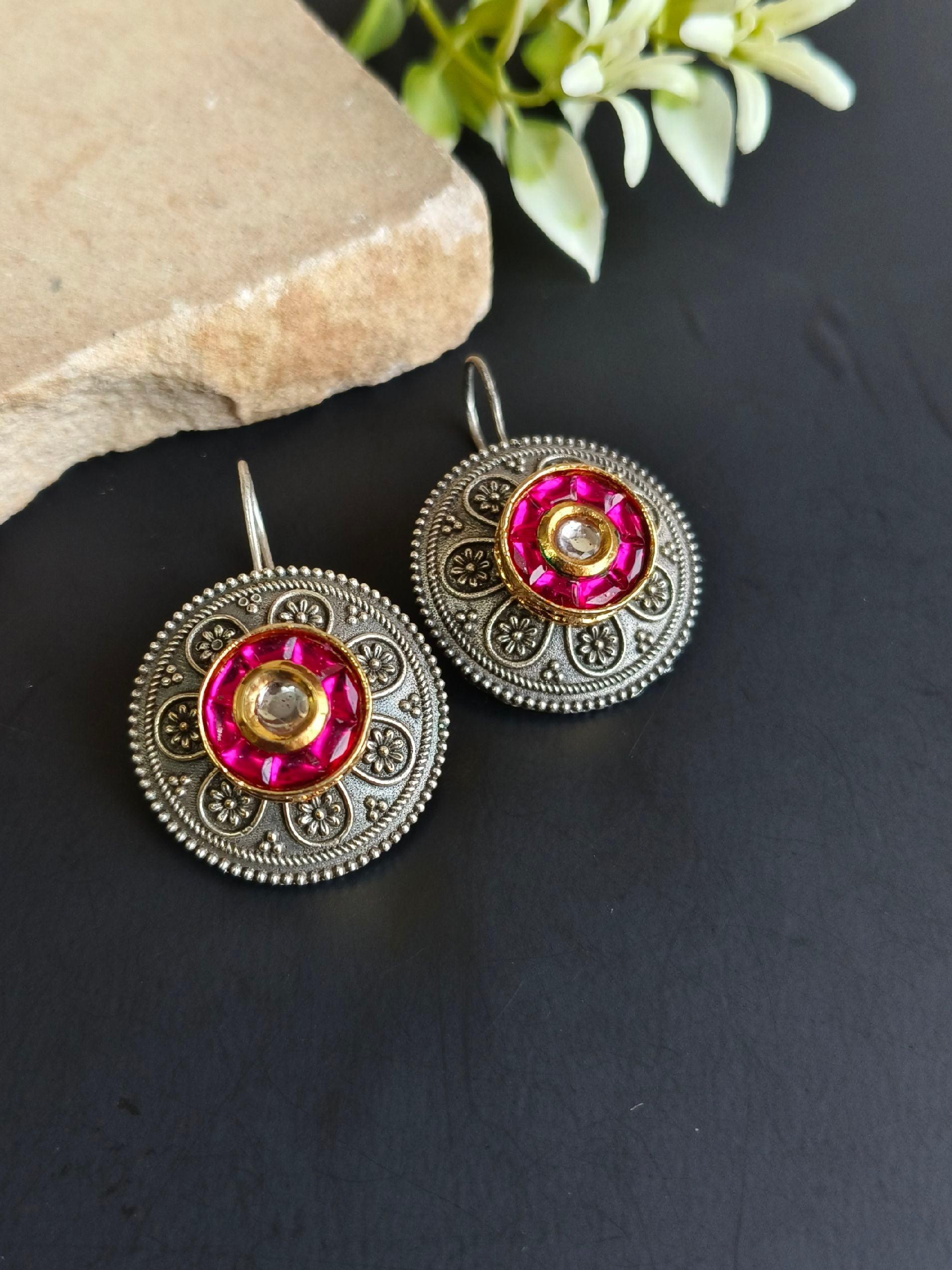 Round Dual Tone Hook Earring with Kundan – Elegant & Timeless | Sarichka