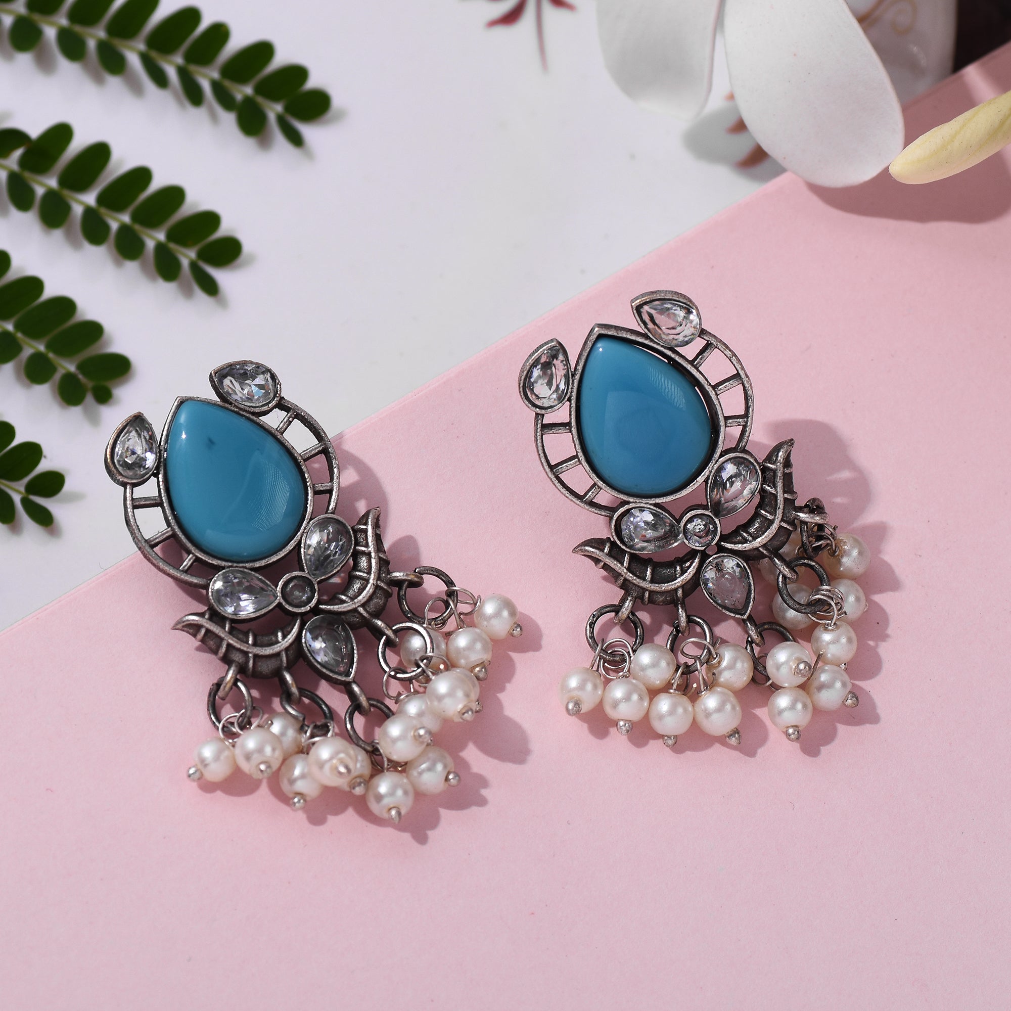 Oxidized Silver Plated Pearl And Stone Studded Earring - Sarichka Fashion