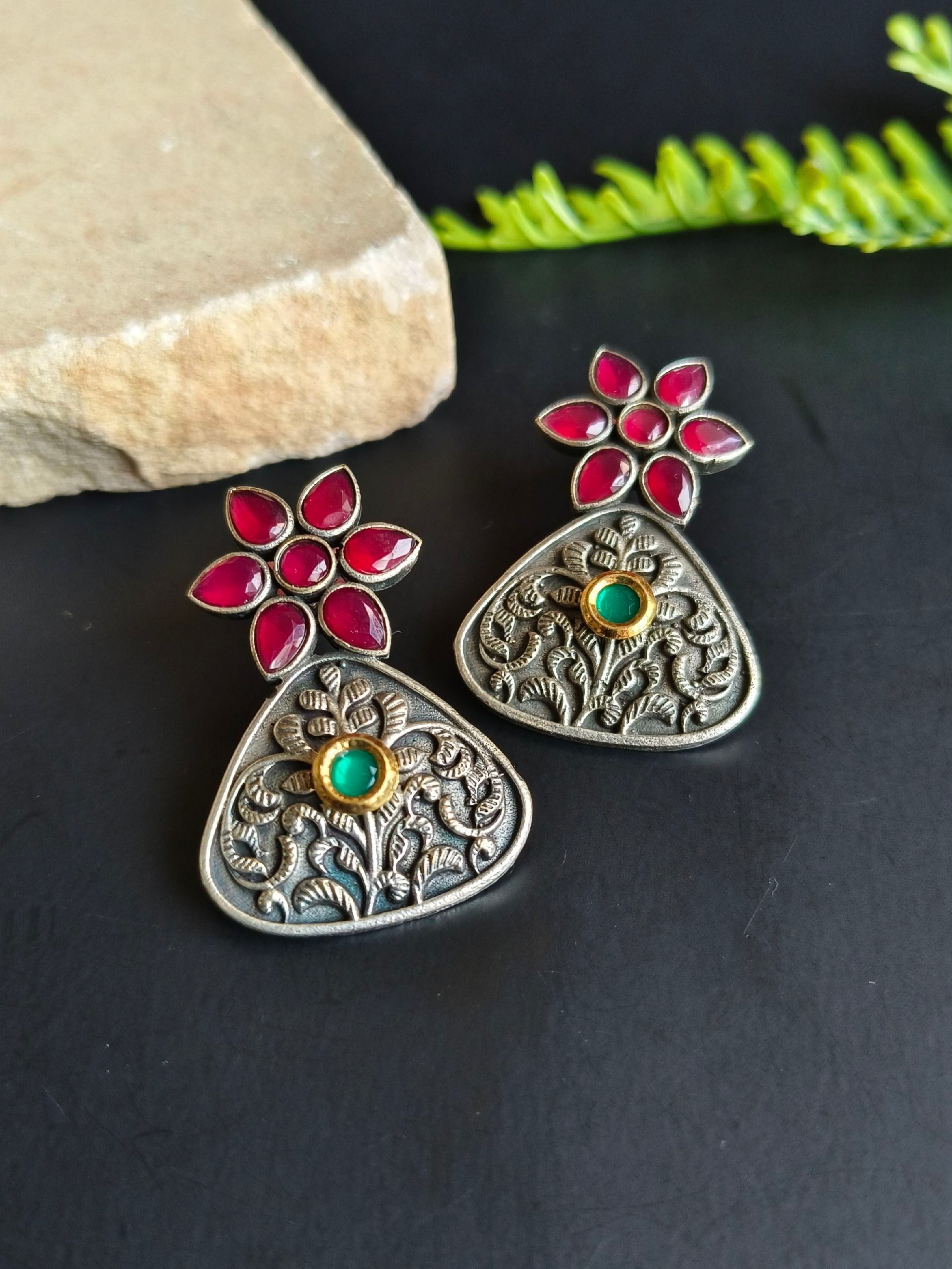 Stylish Antique Silver Oxidized Stud Earrings with Kundan Work | Sarichka