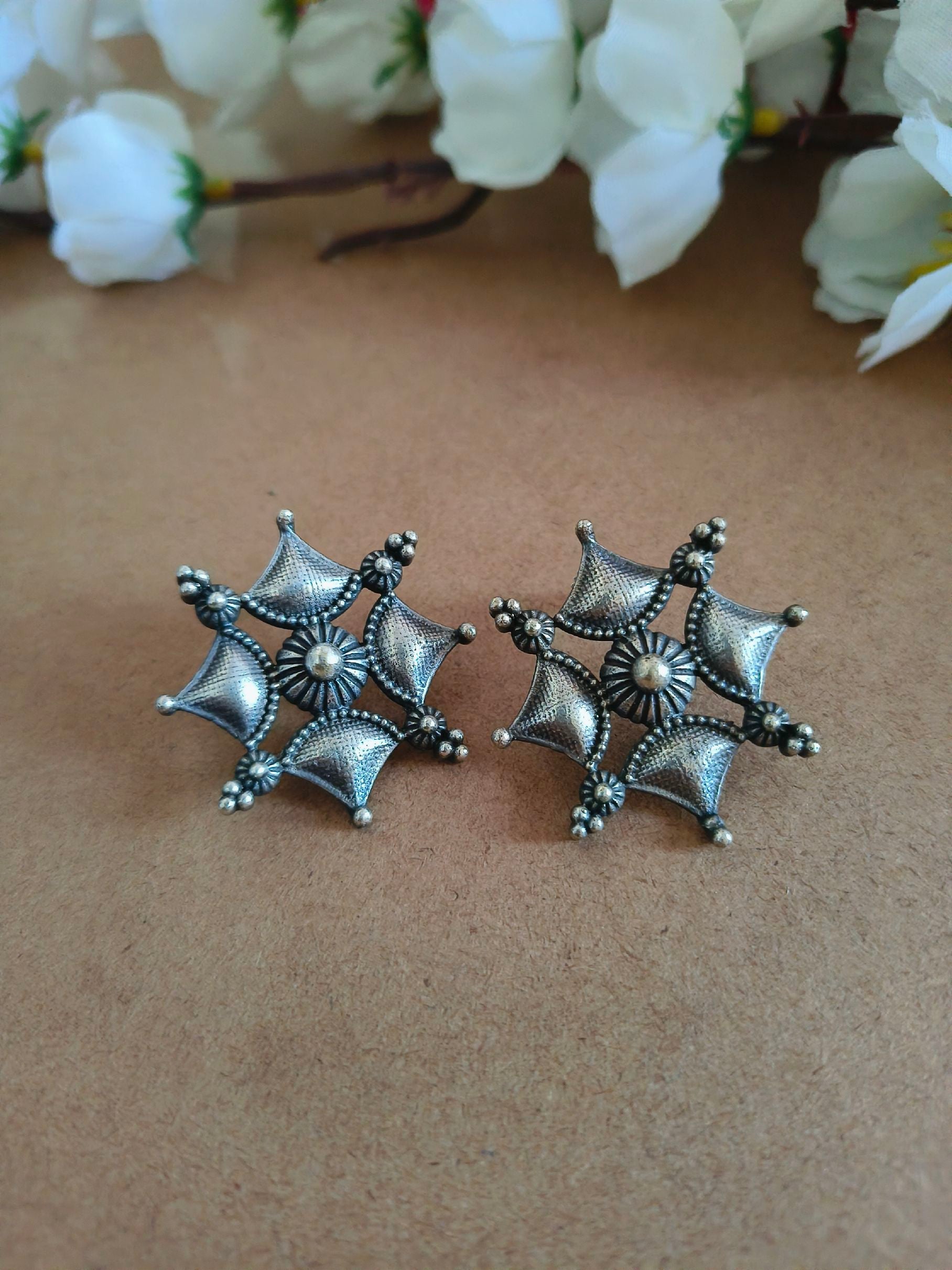 Silver Look-Alike Geometrical Stud Earrings for Everyday Chic Look | Sarichka