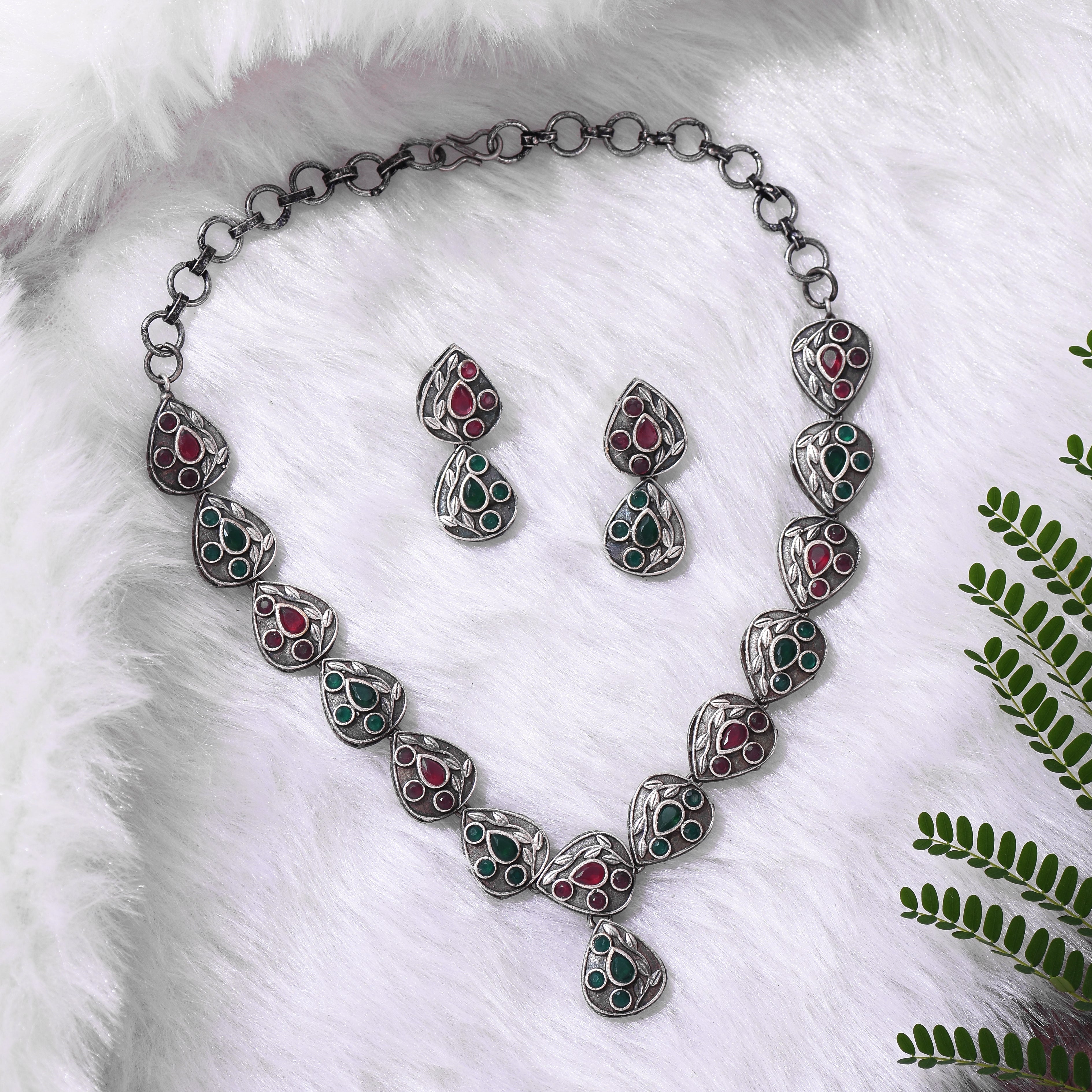 red green stone partywear necklace set