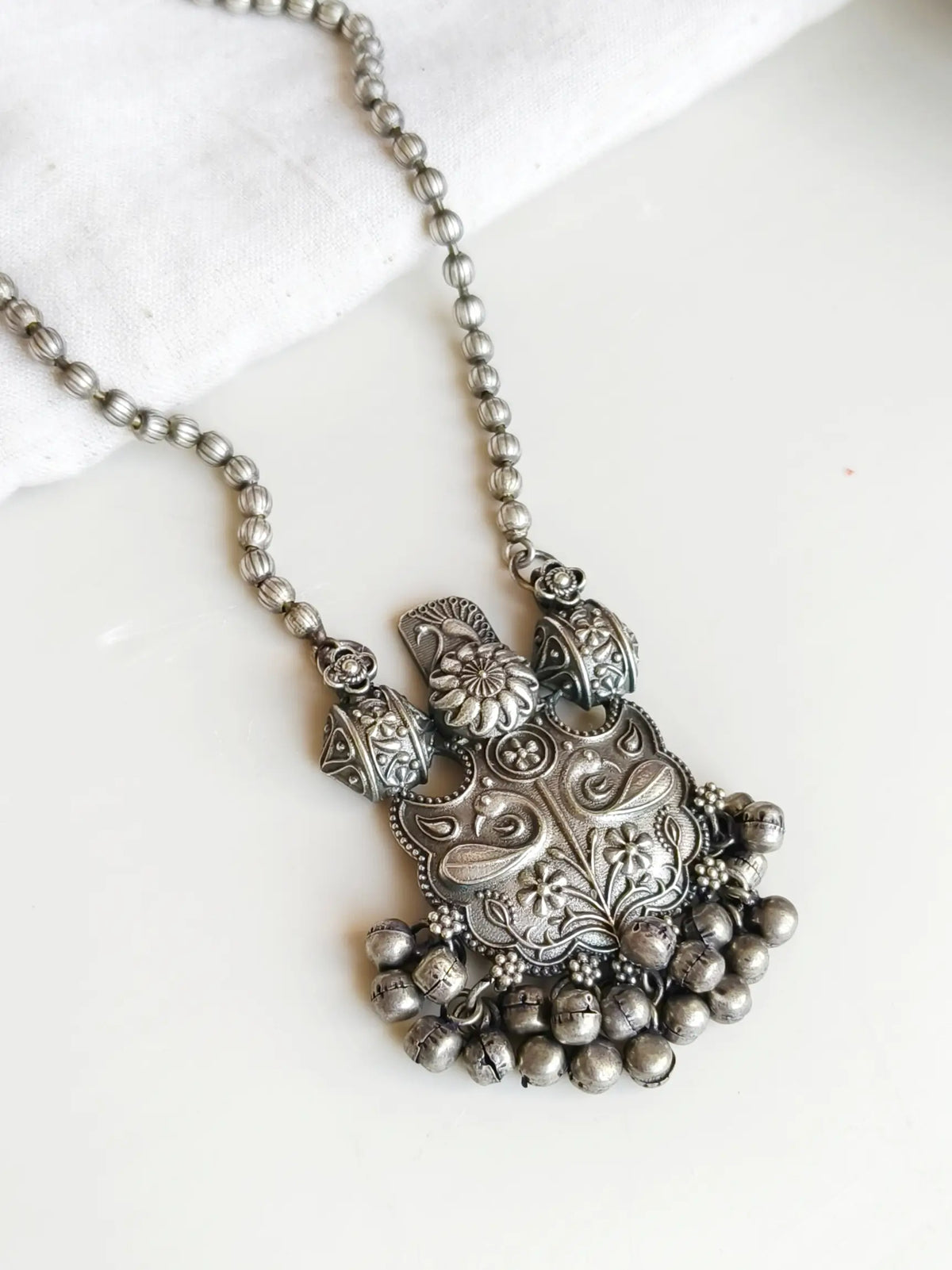 Elegant Silver Look-Alike Chain Pendant | Sarichka