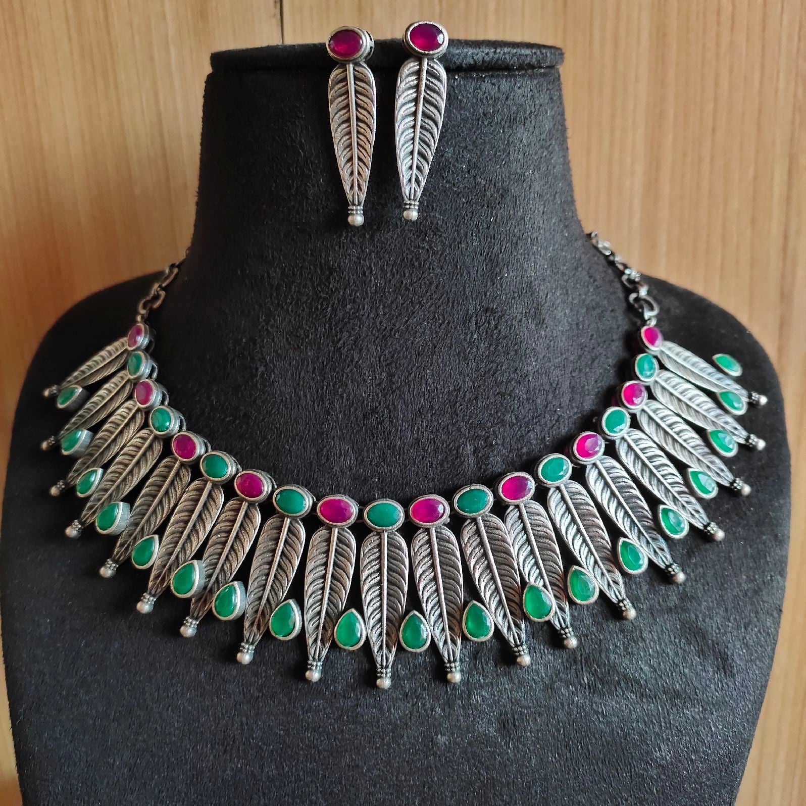 Antique Silver-Toned Elegant Necklace Set | Sarichka Fashion