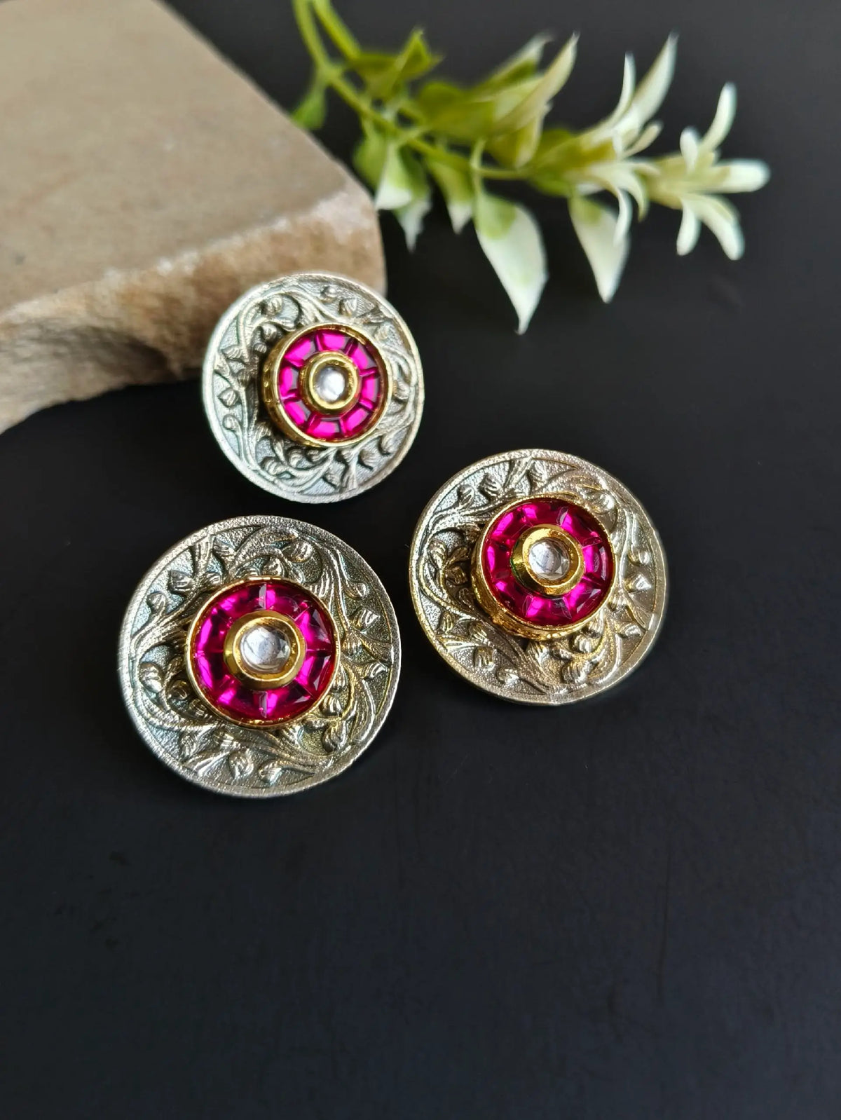 Dual Tone Oxidized Adjustable Ring & Stud with Kundan Stones | Sarichka