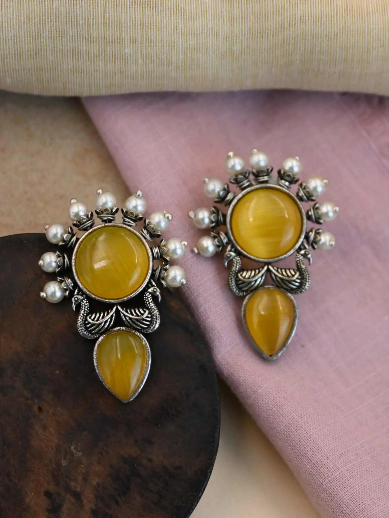 Antique Silver Monalisa Pearl Earrings for Navratri Festive Glam | Sarichka