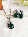 Elegant Oxidised Monalisa Pendant Set with Studs Earrings