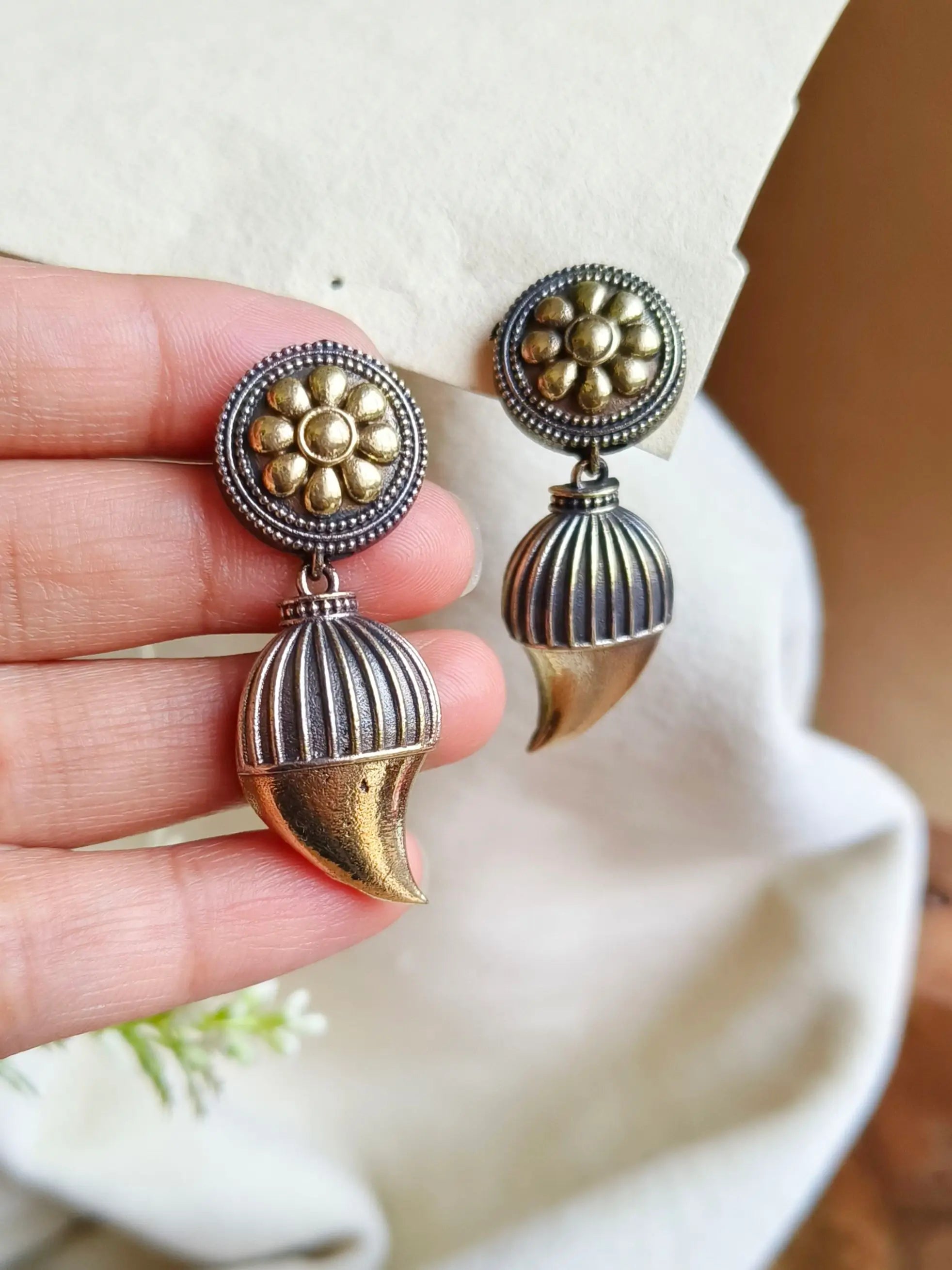 Dual-Tone Keri Dangler Earrings with Antique Finish | Sarichka