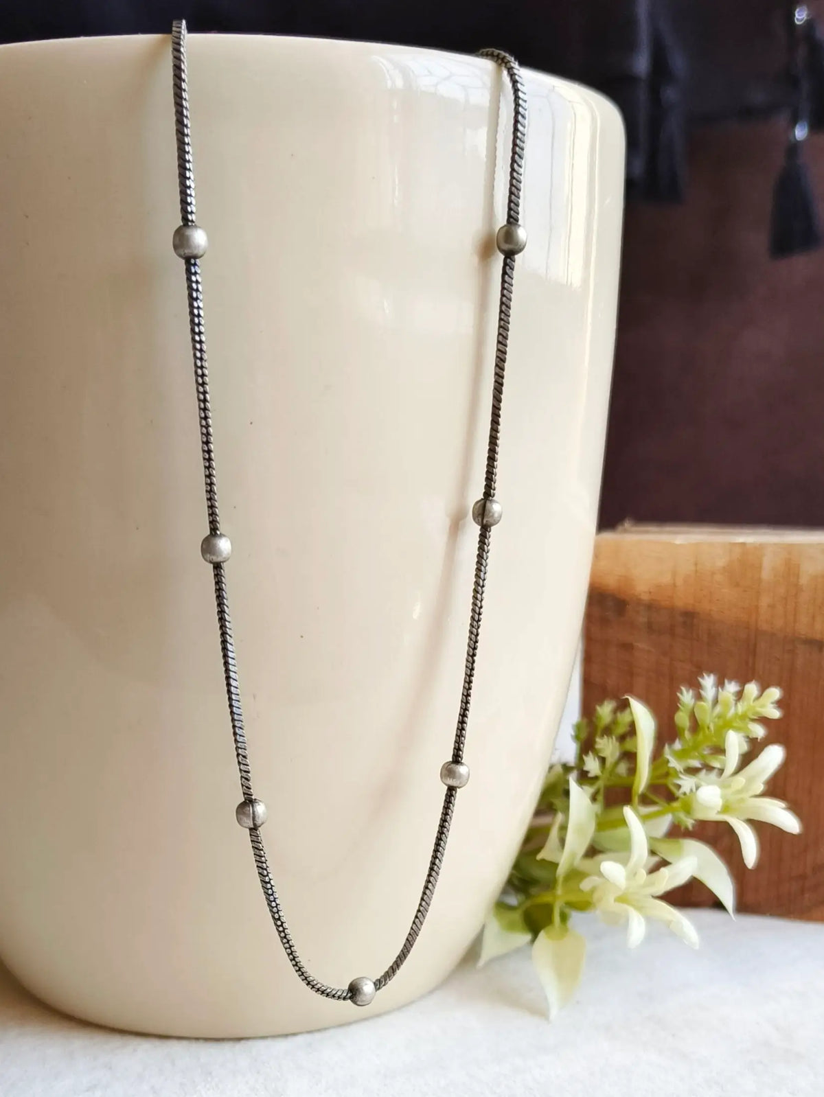 Elegant Silver-Tone Oxidized Chain for Daily & Casual Wear | Sarichka