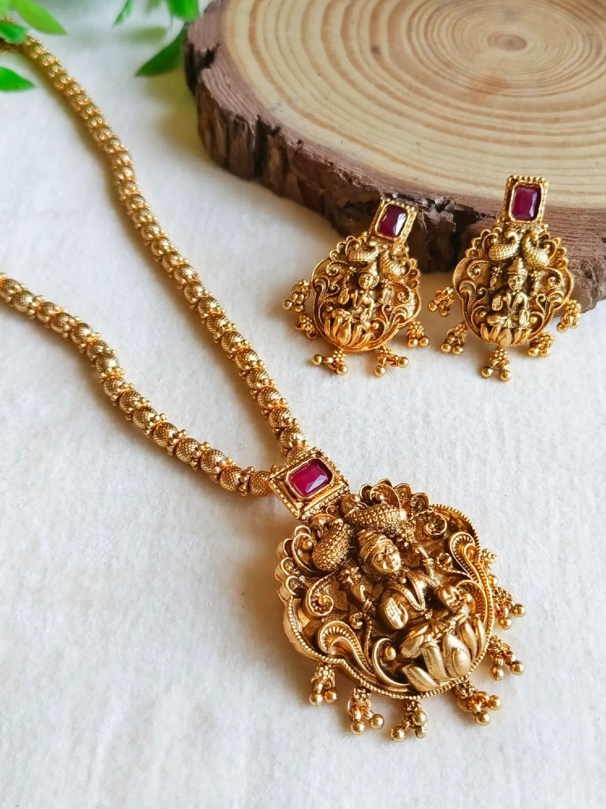 South Indian Gold-Plated Pendant Set | Sarichka