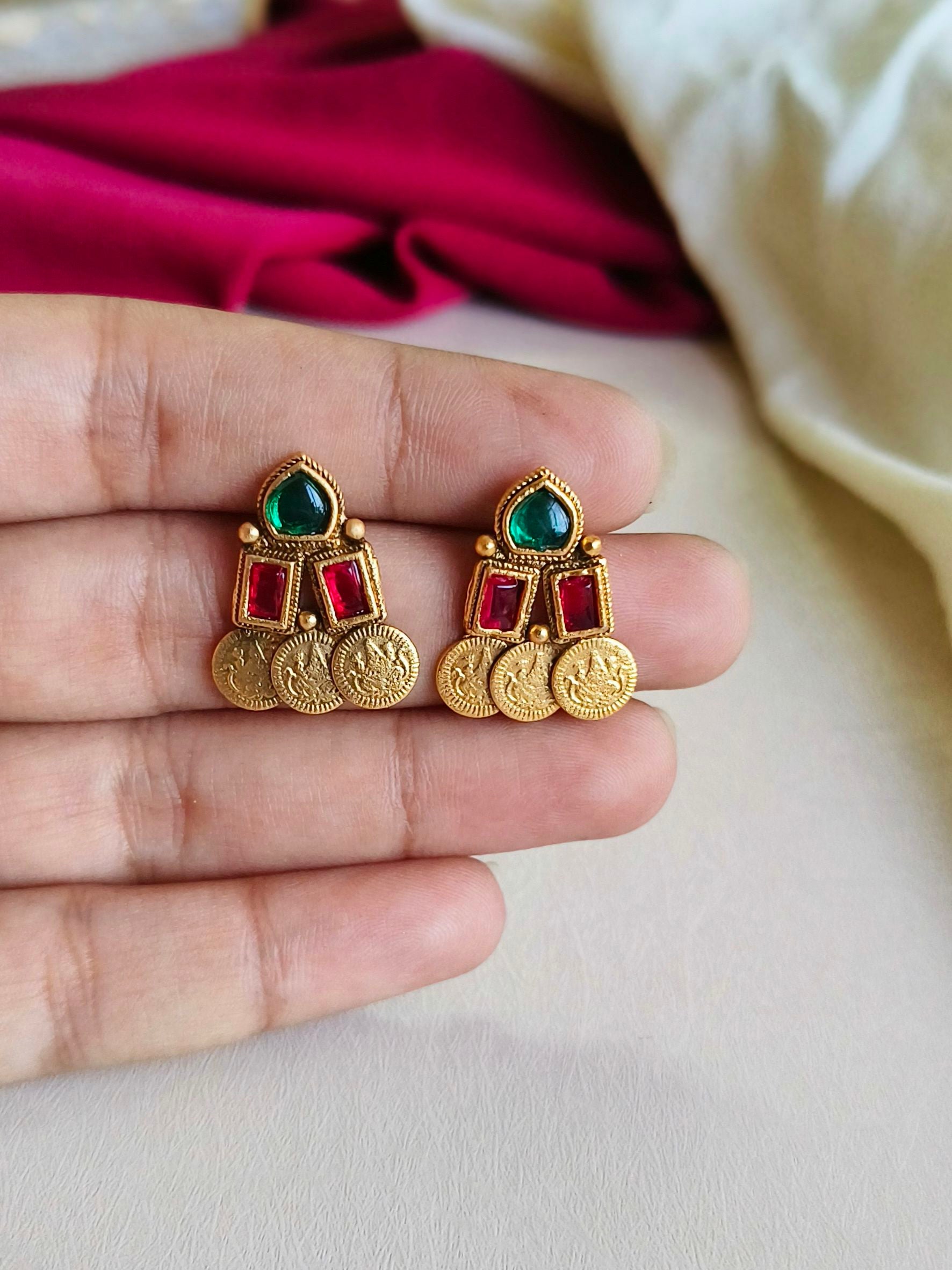 Gold-Plated Temple Choker Jewelry Set | Sarichka