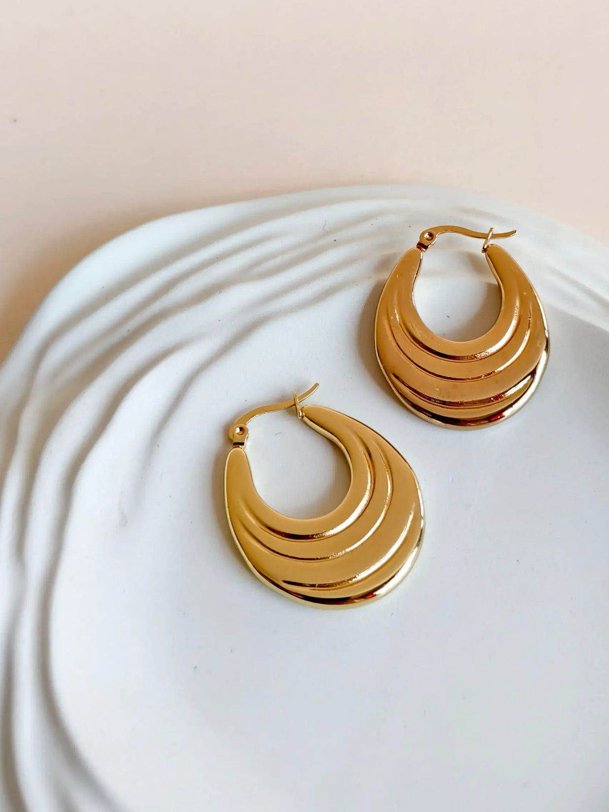 Golden Minimalist U-Shaped Hoop Earrings | Sarichka