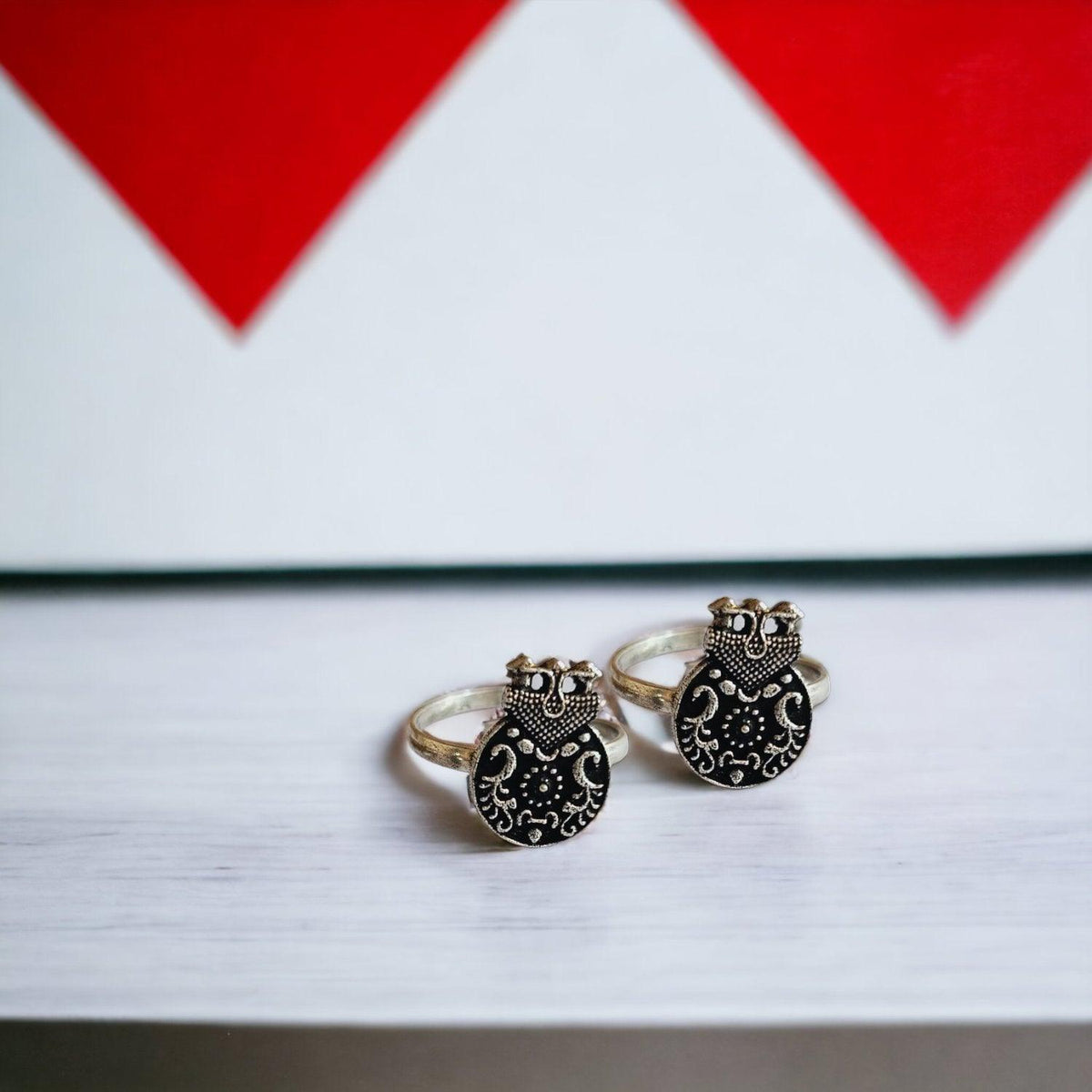 Oxidized Silver Plated Owl Toe ring